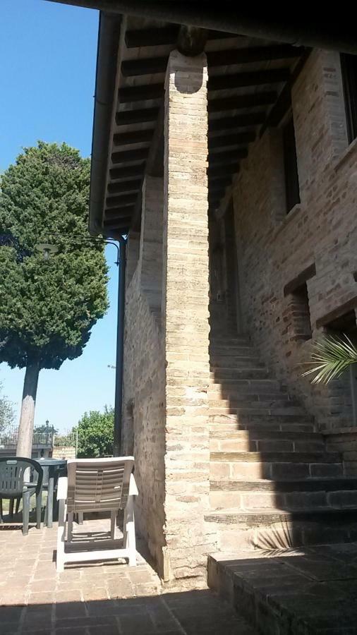 Il Poggio Villa Mombaroccio Bagian luar foto